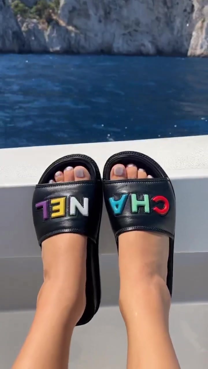 Sarah Snyder Feet